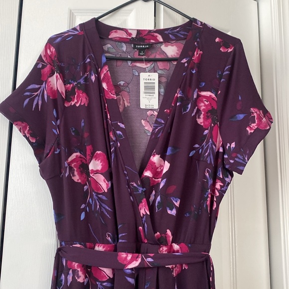 NWT Torrid wrap dress size 1 - Picture 3 of 4